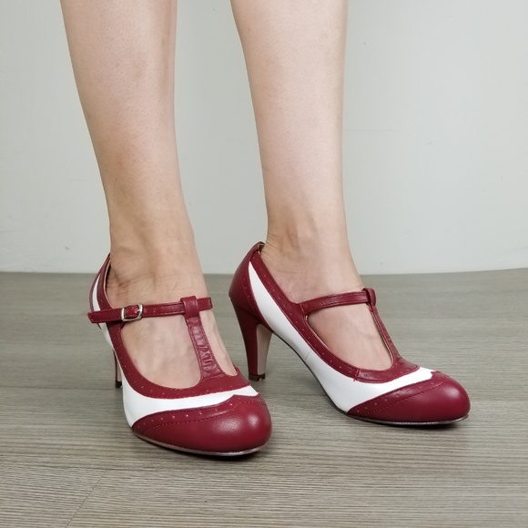 Vintage Style Rockabilly TwoTone T-Strap Pumps - Picture 5 of 7